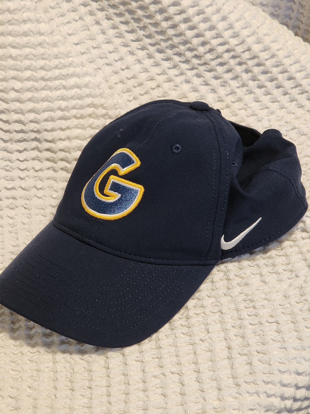 Nike Navy Cap with Yellow & Navy 'G' Embroidery